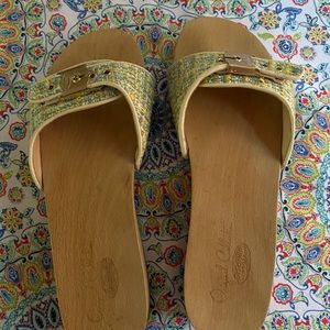 Dr. Scholl’s Gingham green and yellow woven old school (but new) sandals